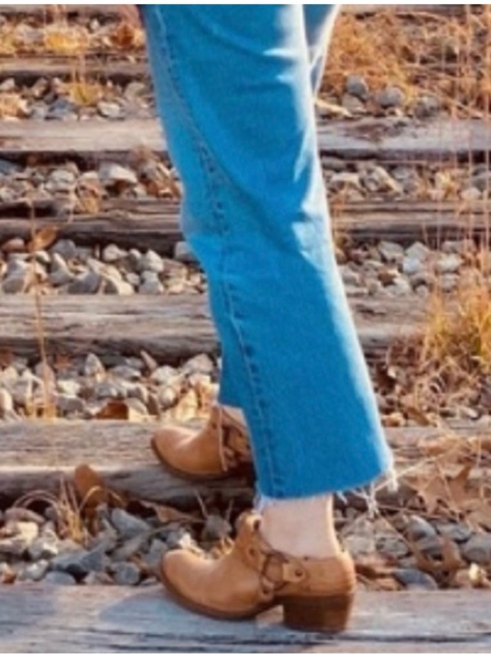 Frye Carson Harness Mules - Picture 9 of 10